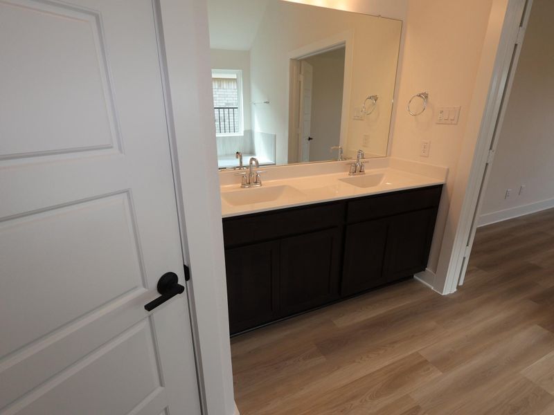 Furnished interior view inside a new home in Lago Mar, Santa Fe (Image 16).