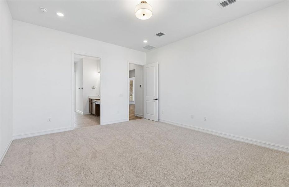 Owner's suite with private bath