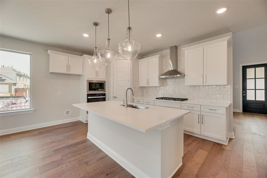 Furnished interior view inside a new home in Villages of Creekwood, Frisco (Image 7). Furnished interior view inside a new home in Villages of Creekwood, Frisco (Image 7).