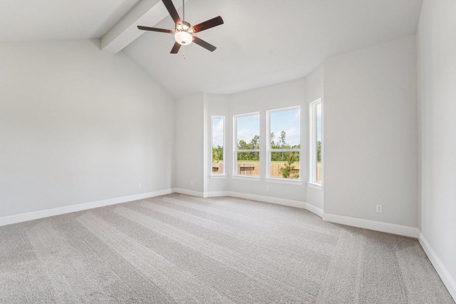 Spacious, unfurnished interior of a new home in Evergreen 70', Conroe (Image 20).