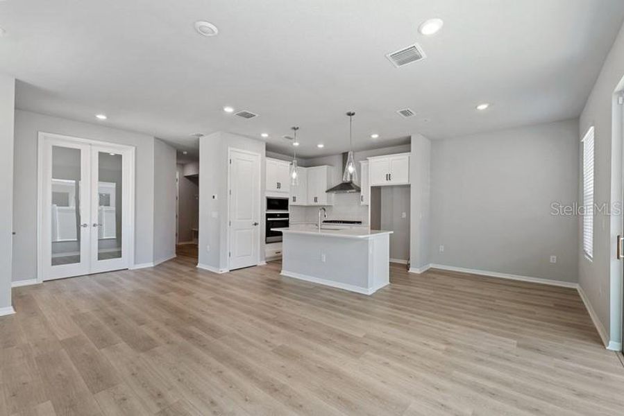 Kitchen & Dining Room