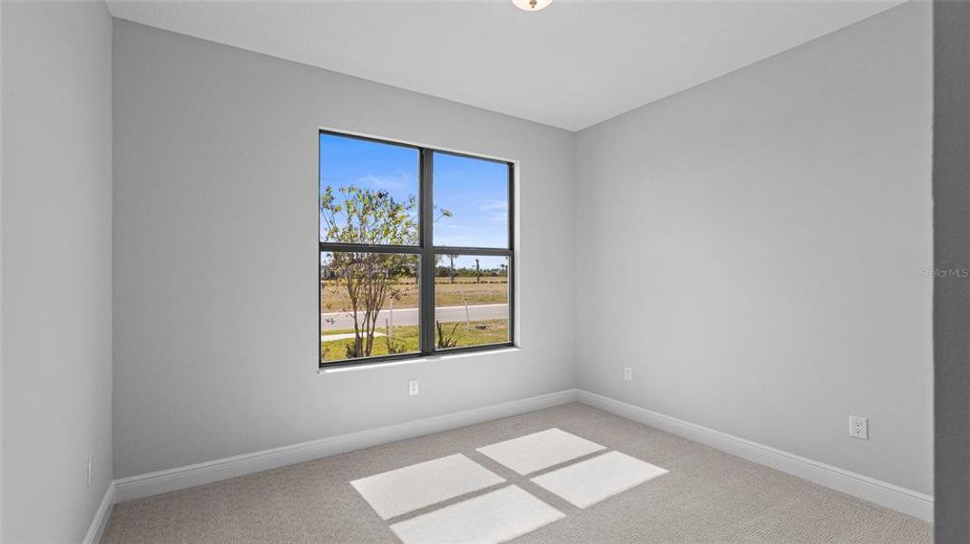 Spacious, unfurnished interior of a new home in Woodland Preserve, Parrish (Image 16).