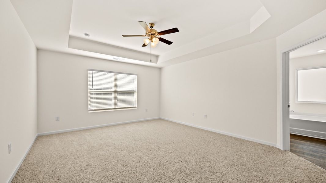 Spacious, unfurnished interior of a new home in Echo Glen, Stockbridge (Image 25).