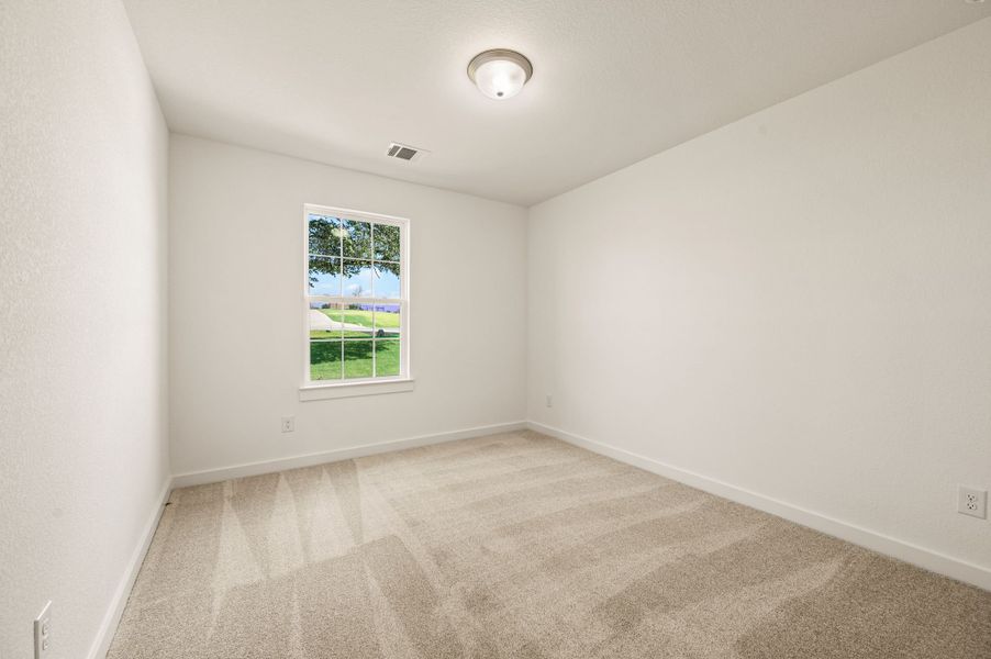 Spacious, unfurnished interior of a new home in Gatlin Ranch, Springtown (Image 25).