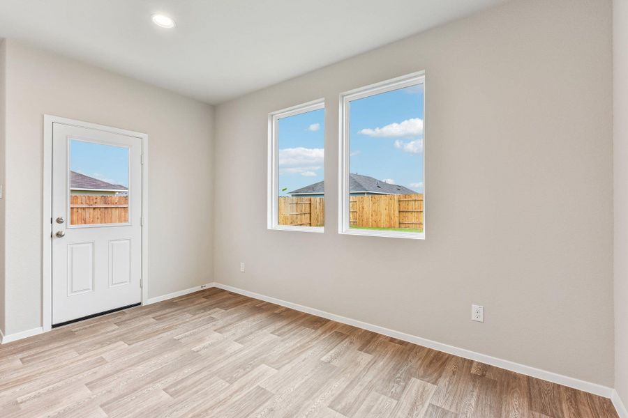 Spacious, unfurnished interior of a new home in Hymeadow, San Marcos (Image 23). Spacious, unfurnished interior of a new home in Hymeadow, San Marcos (Image 23).