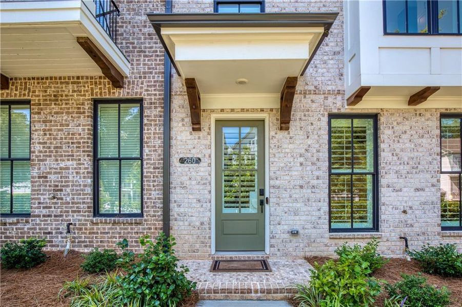 Exterior details and patio area of a home in , Alpharetta (Image 30).