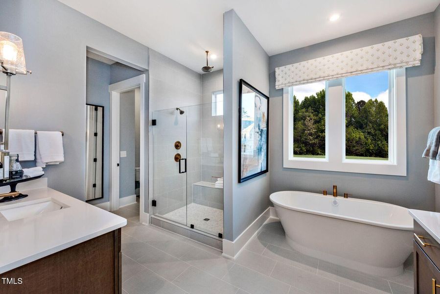 Low_Resolution_JPG-LOCE_0058_00-Sebastia Low_Resolution_JPG-LOCE_0058_00-Sebastia