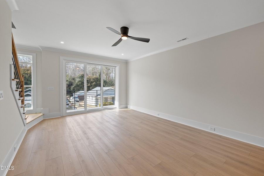 19-221 S West St_1937