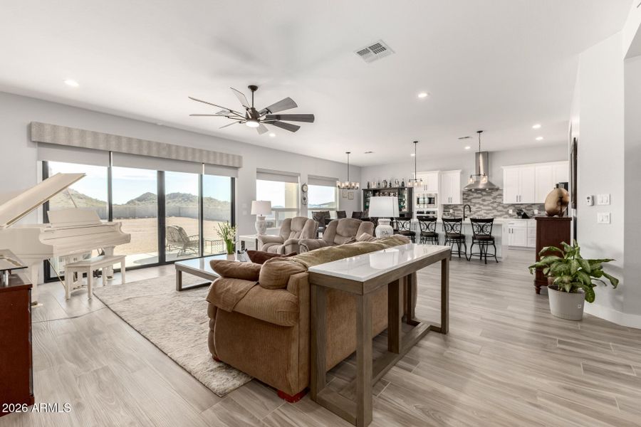 12 - Patrick 667 12 - Patrick 667