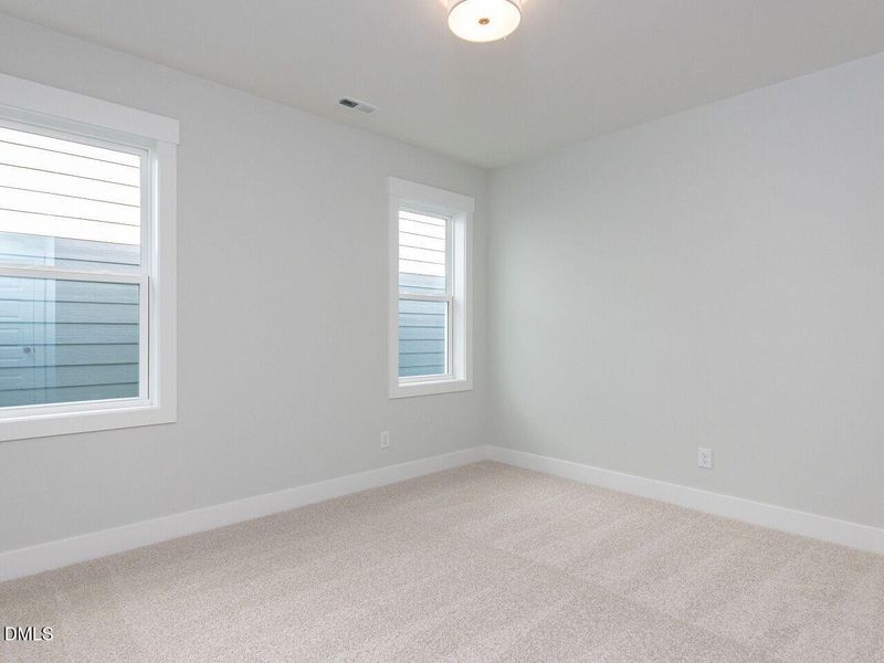 026-1280x960-bedroom