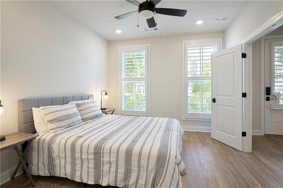Furnished interior view inside a new home in , Alpharetta (Image 43).