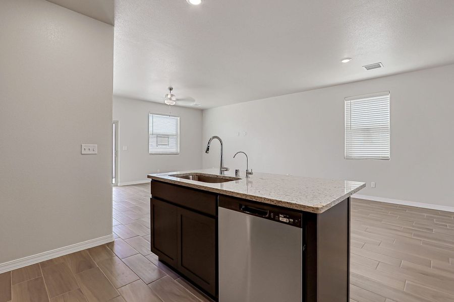 Representative furnished interior of a home built from the Sinatra by View Homes in Enchanted Hills, El Paso (Image 16).
