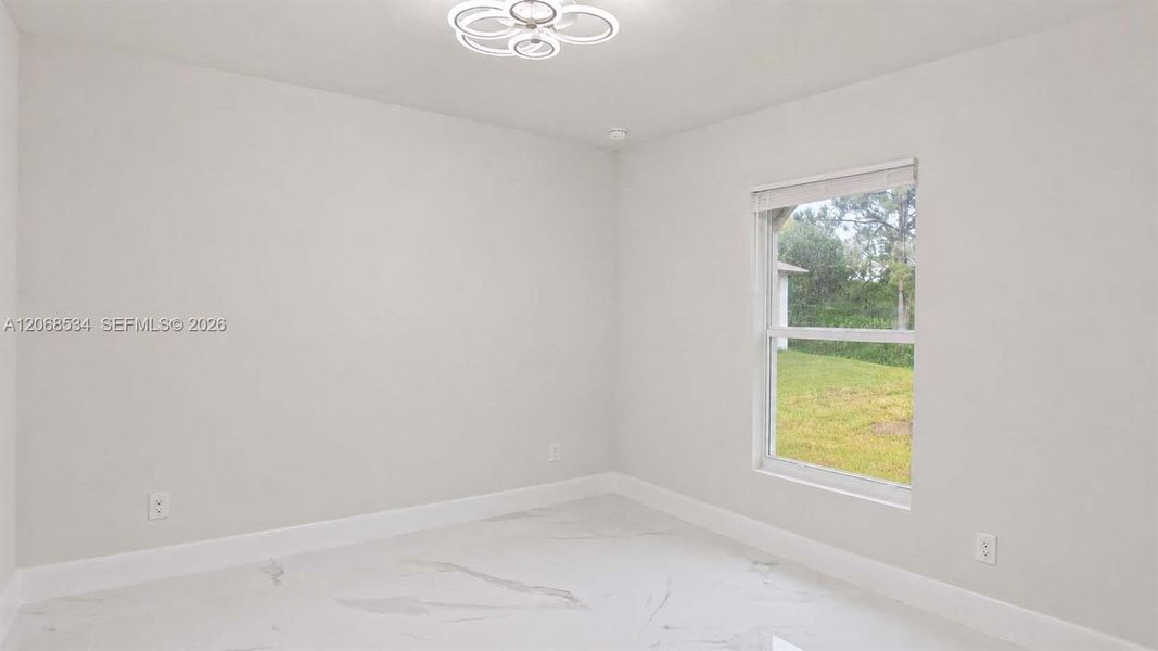 Spacious, unfurnished interior of a new home in , Lehigh Acres (Image 24).