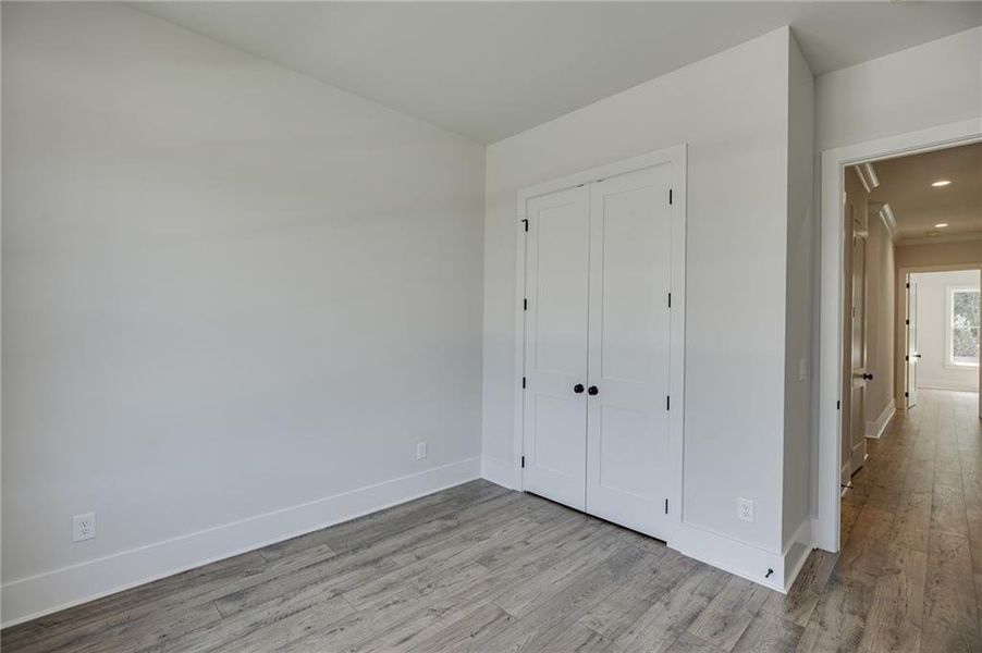 Spacious, unfurnished interior of a new home in , Statham (Image 27).