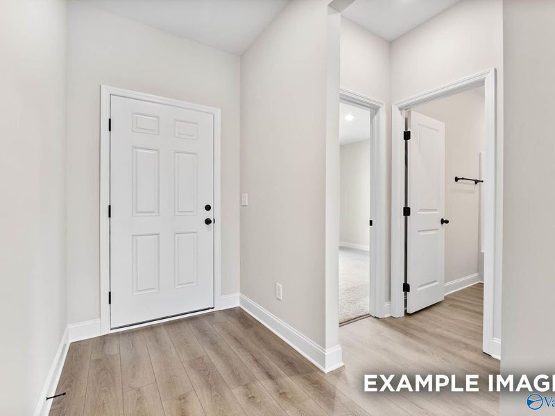Spacious, unfurnished interior of a new home in Bailey Park, Fayetteville (Image 9).