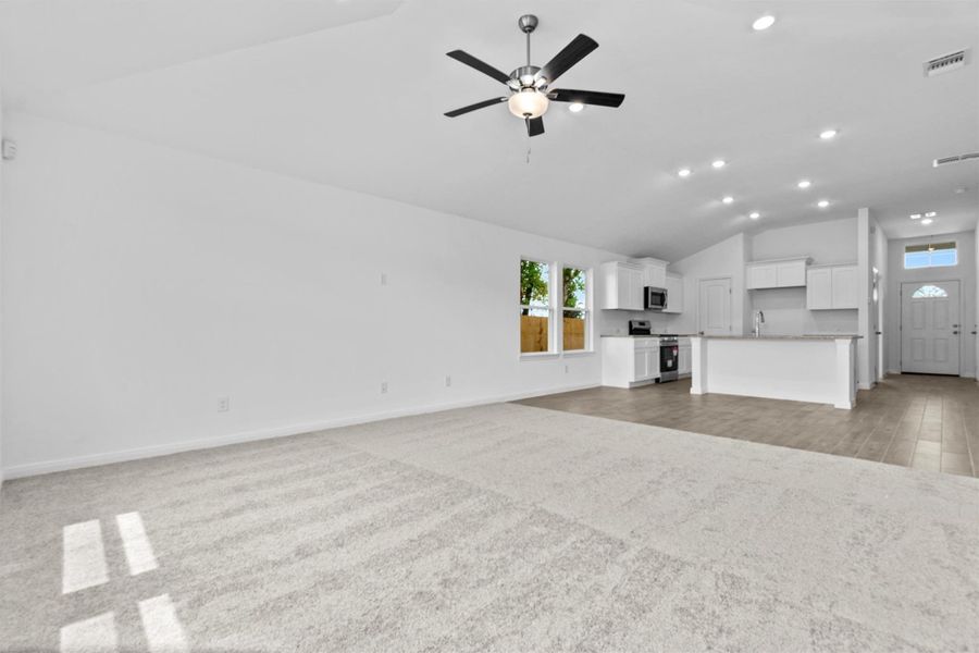 Spacious, unfurnished interior of a new home in Butler Farms, Liberty Hill (Image 17). Spacious, unfurnished interior of a new home in Butler Farms, Liberty Hill (Image 17).