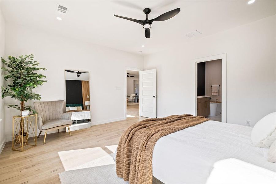 Furnished interior view inside a new home in , Mesquite (Image 9).