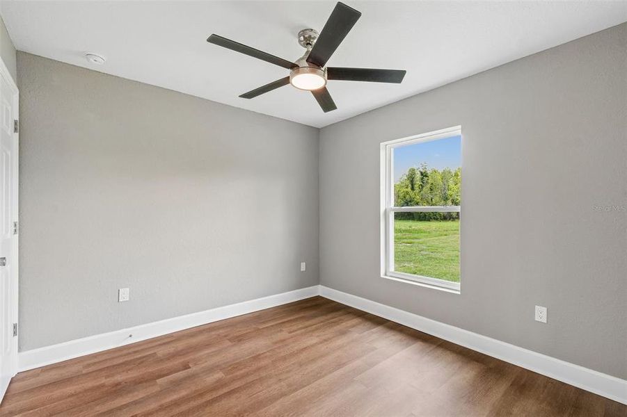 Spacious, unfurnished interior of a new home in , Lakeland (Image 27).