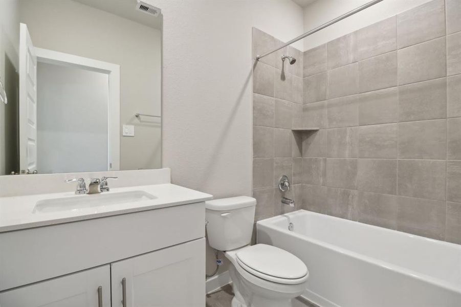 Photo is not of the actual home but is an inspirational photo of builder’s model home and may depict options, furnishings, and/or decorator features that are not included. Photo is not of the actual home but is an inspirational photo of builder’s model home and may depict options, furnishings, and/or decorator features that are not included.