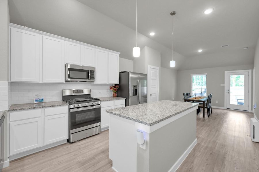 Full kitchen view Full kitchen view