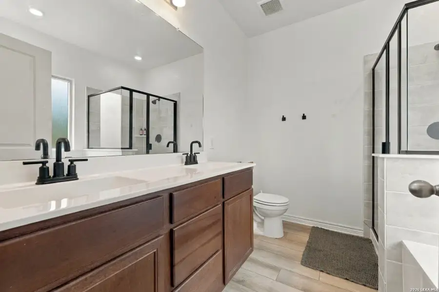 Furnished interior view inside a new home in , San Antonio (Image 37).