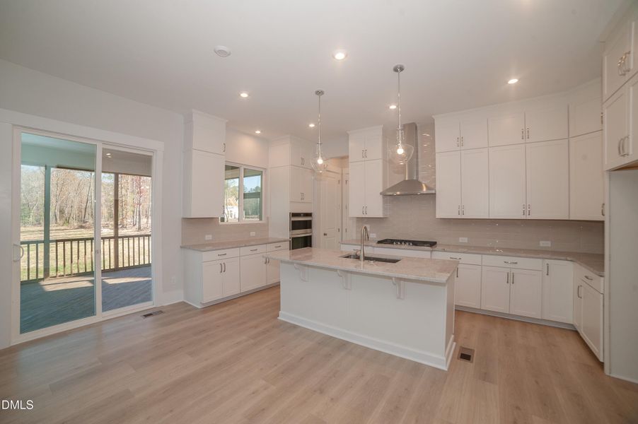 WFDS-0100-00_Buchanan E_Kitchen b