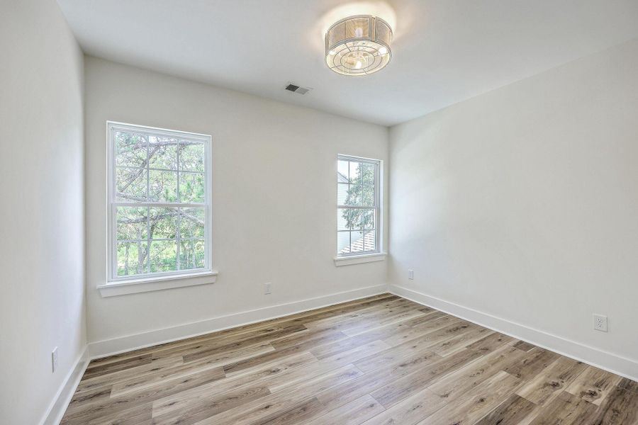 Spacious, unfurnished interior of a new home in , Charleston (Image 21).