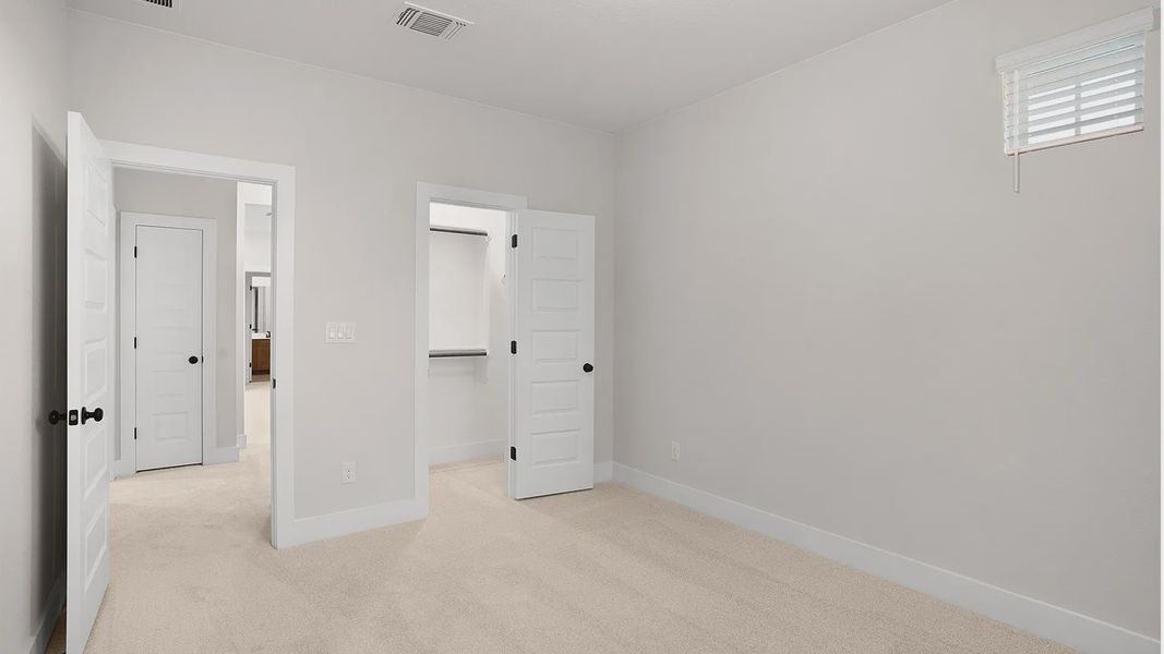 Spacious, unfurnished interior of a new home in Broken Oak, Georgetown (Image 34).