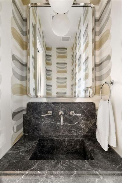 Image 30 of a home in .