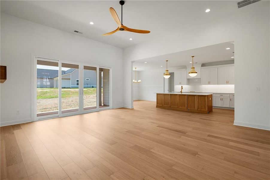 Spacious, unfurnished interior of a new home in , Calhoun (Image 28).
