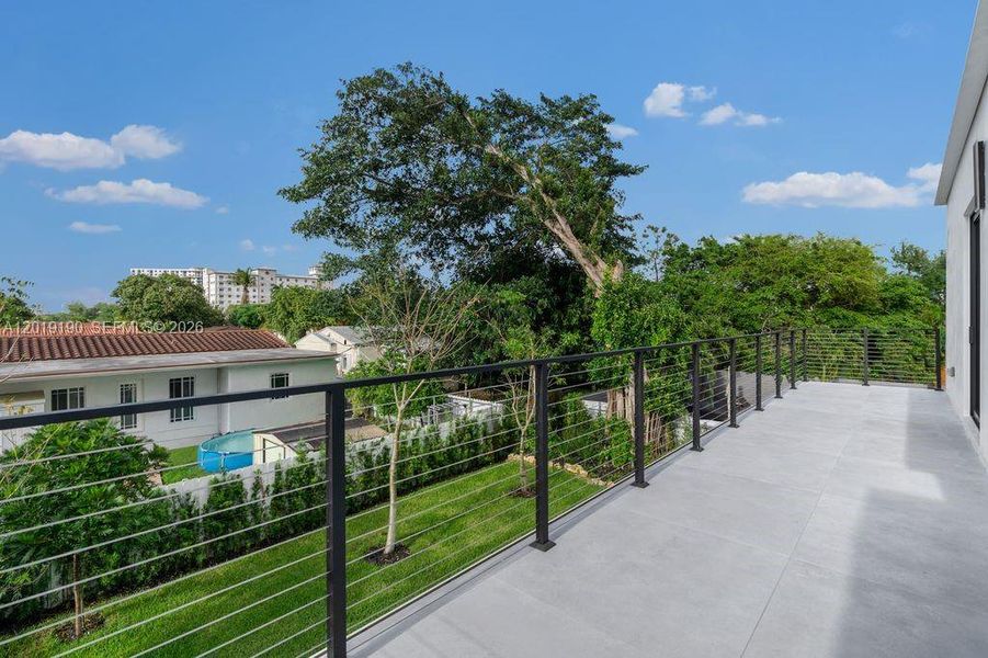 Community amenities in , Miami (Image 31).