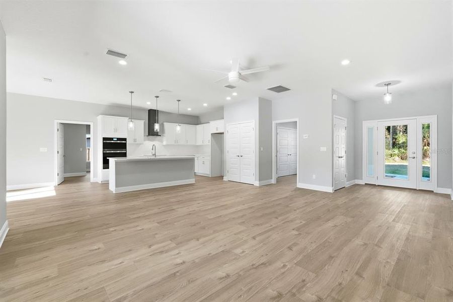Spacious, unfurnished interior of a new home in , New Smyrna Beach (Image 43).