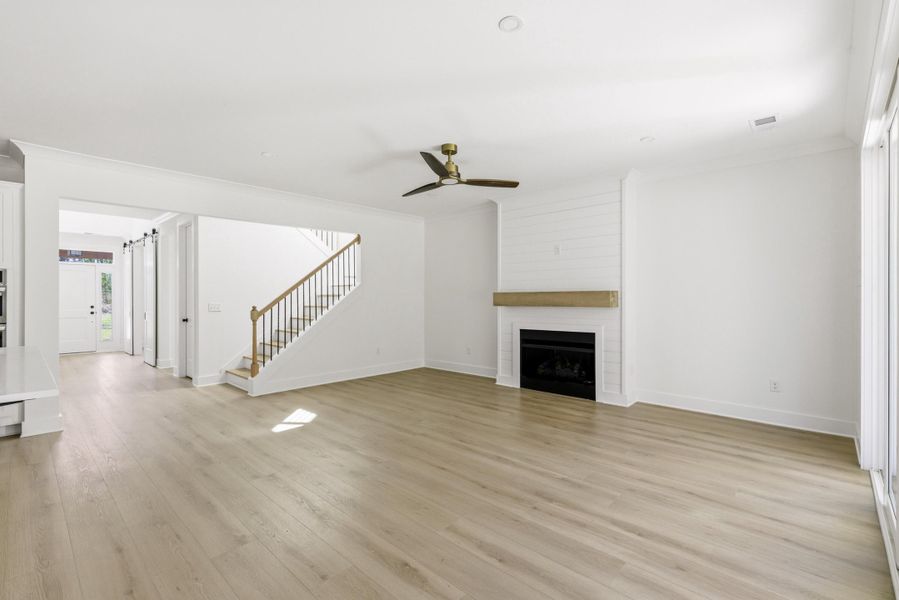 Spacious, unfurnished interior of a new home in , Johns Island (Image 59).