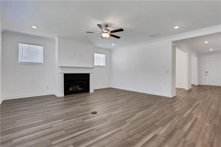 Spacious, unfurnished interior of a new home in Bailey Fence, Dacula (Image 19).