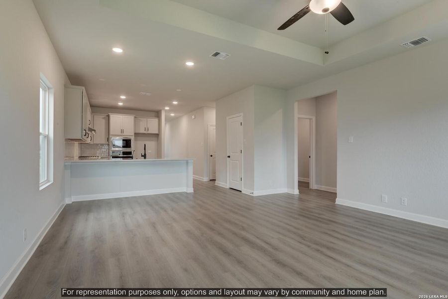Spacious, unfurnished interior of a new home in , Schertz (Image 19).