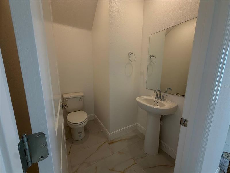 Furnished interior view inside a new home in Villa Pass, Mascotte (Image 8).