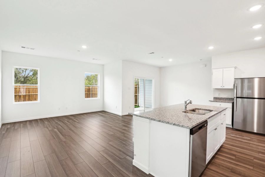 Representative furnished interior of a home built from the Glory by Starlight Homes in Broadmoor Village, Cedar Hill (Image 10).
