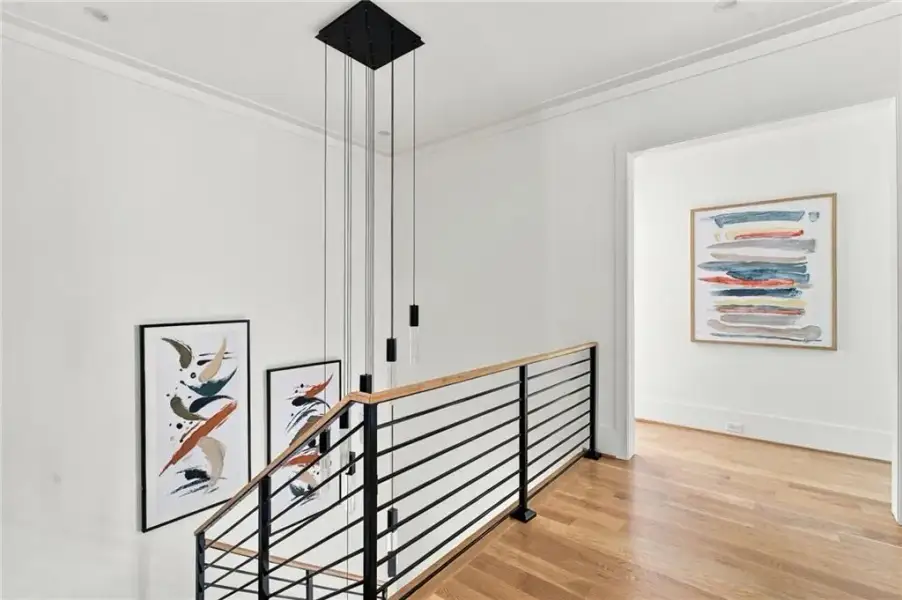 Image 87 of a home in .
