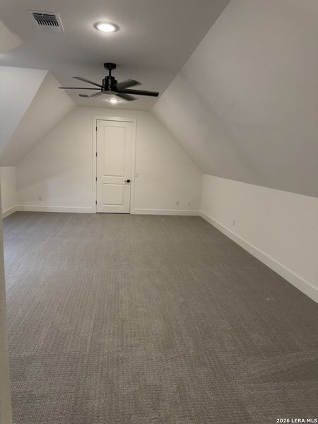 Spacious, unfurnished interior of a new home in , New Braunfels (Image 33).