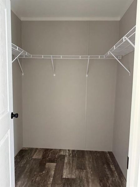 Spacious, unfurnished interior of a new home in , Pelican Bay (Image 7).