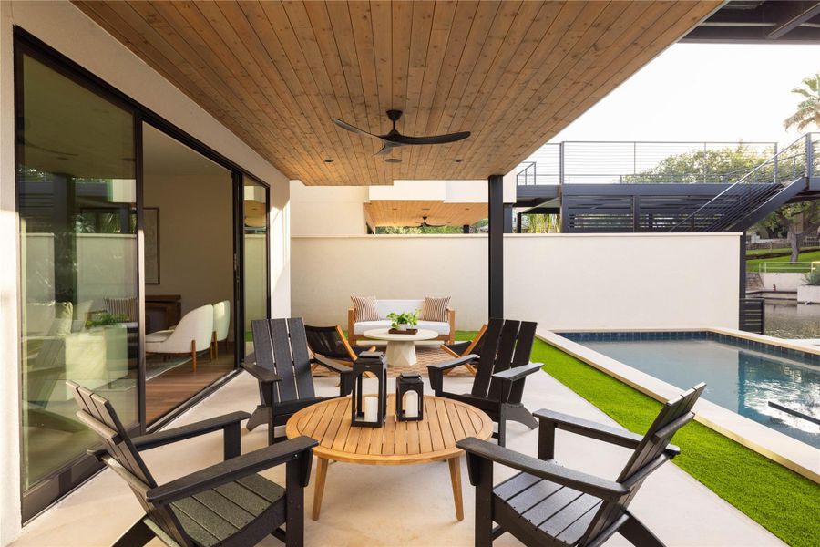 Exterior details and patio area of a home in , Horseshoe Bay (Image 23).