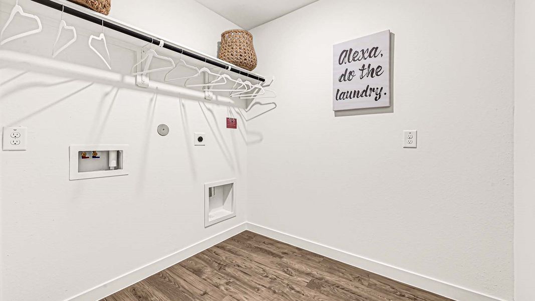 Spacious, unfurnished interior of a new home in Tamarron, Fulshear (Image 23).
