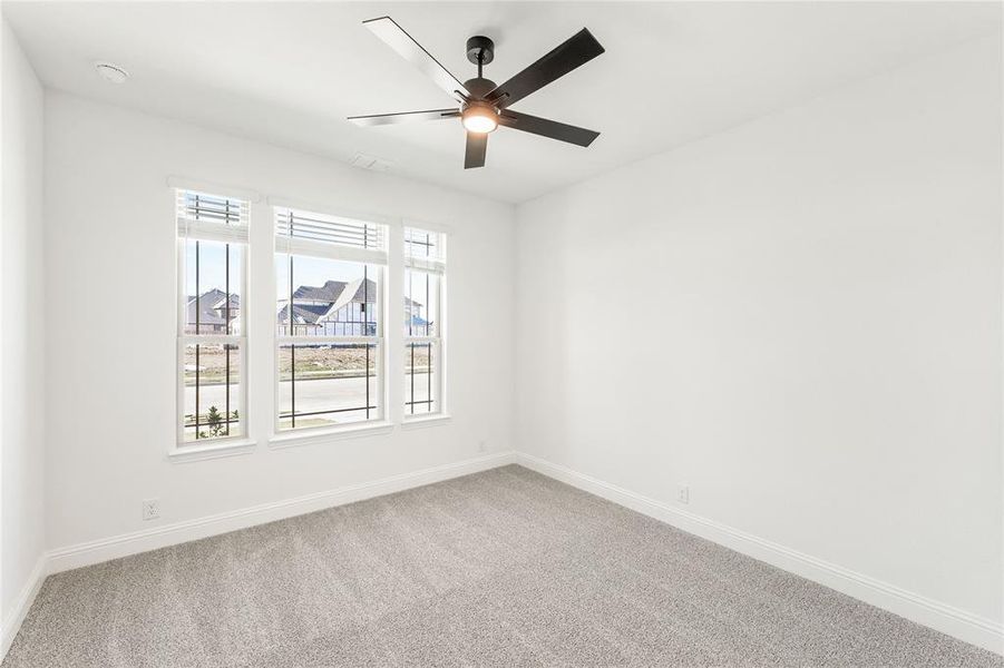 Spacious, unfurnished interior of a new home in Wildflower Ranch 60-65, Fort Worth (Image 22). Spacious, unfurnished interior of a new home in Wildflower Ranch 60-65, Fort Worth (Image 22).