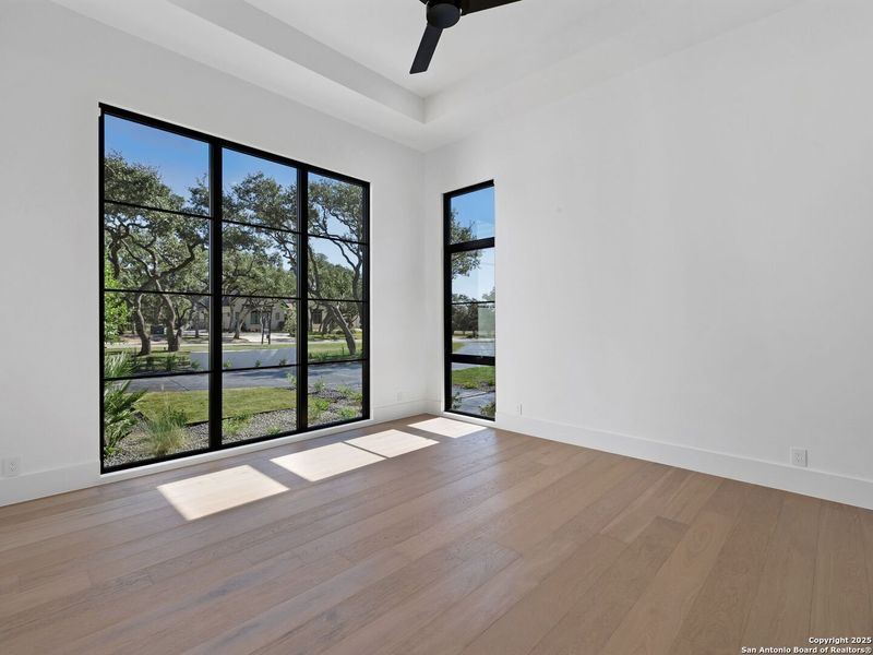 Spacious, unfurnished interior of a new home in , San Antonio (Image 36).