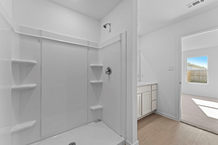 Furnished interior view inside a new home in Friendship Oaks, Fredericksburg (Image 7).