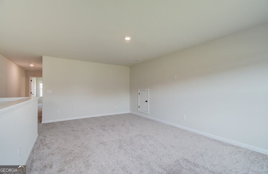 Spacious, unfurnished interior of a new home in Rosewood Lake Preserve, Hoschton (Image 28). Spacious, unfurnished interior of a new home in Rosewood Lake Preserve, Hoschton (Image 28).