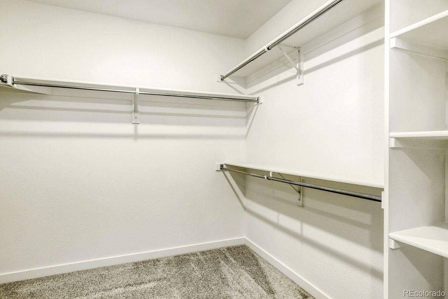 Spacious, unfurnished interior of a new home in Riano Ridge, Loveland (Image 10).