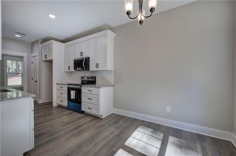 Spacious, unfurnished interior of a new home in , Cartersville (Image 36).