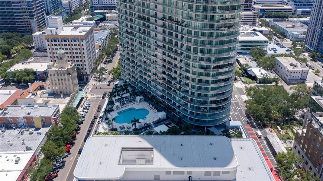 Condo located in St. Petersburg, FL showcasing its design and architecture (Image 44). Condo located in St. Petersburg, FL showcasing its design and architecture (Image 44).
