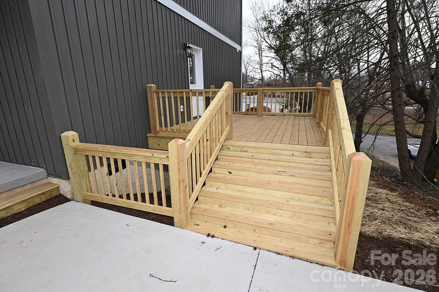 Exterior details and patio area of a home in , Granite Falls (Image 25).